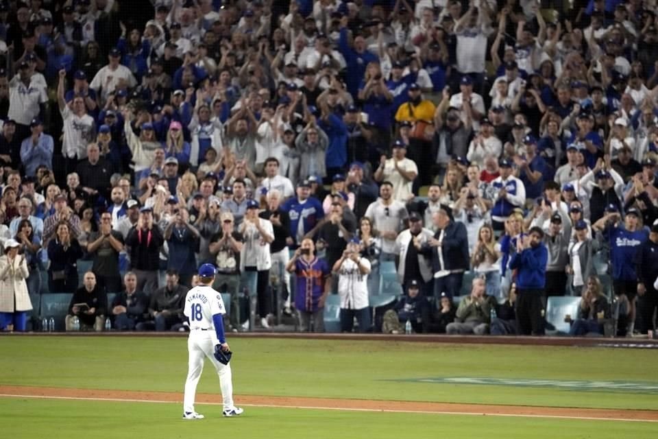 Los Dodgers ganaron 4-2 a Yankees y tomaron ventaja de 2-0 en la Serie Mundial, pero Shohei Ohtani salió lesionado del hombro izquierdo.