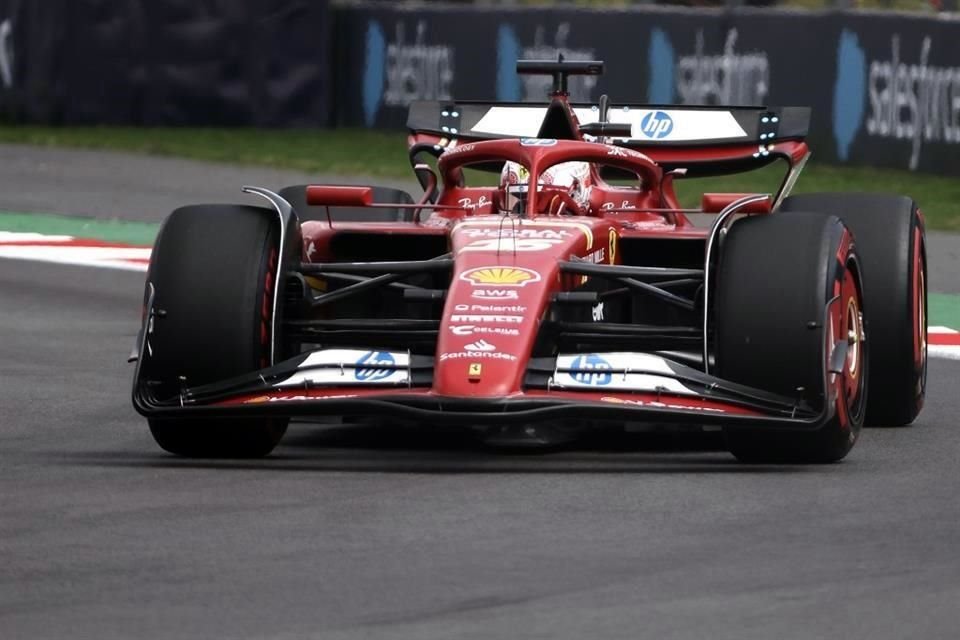 Charles Leclerc, quien se quedó con la vuelta más rápida, selló el 1-3 para Ferrari en México.