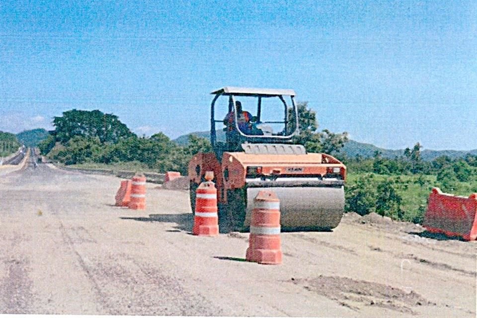 Los daños en el Viaducto Diamante de Acapulco han sido reparados provisionalmente.