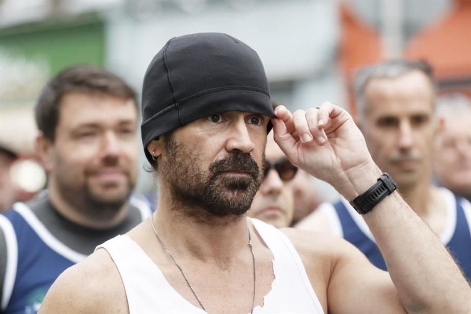 Colin Farrell corrió un maratón en Dublín para recaudar fondos destinados a una organización que combate la epidermólisis ampollar.