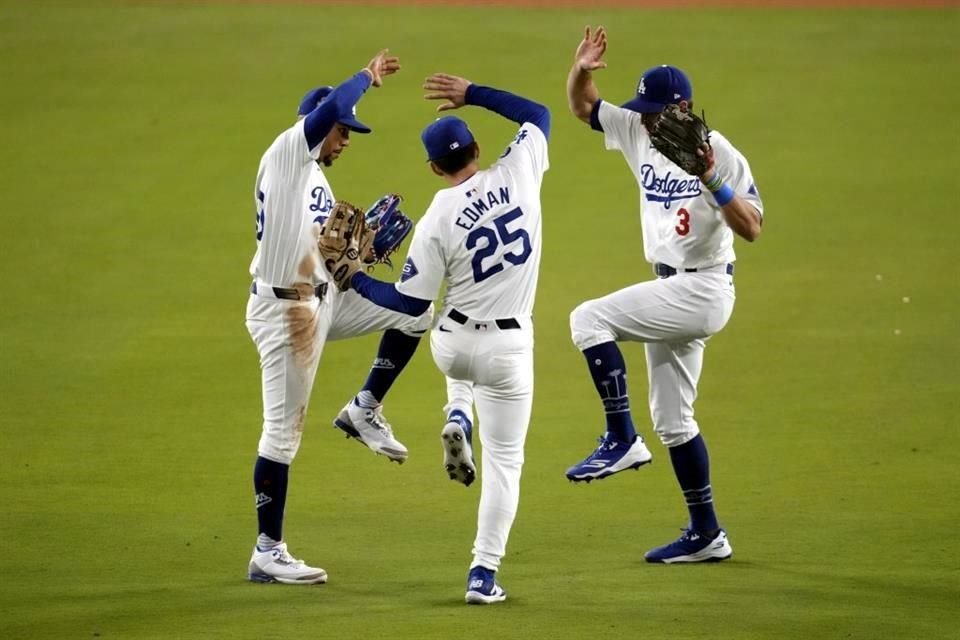 Los Dodgers buscan ponerse a un triunfo del título.