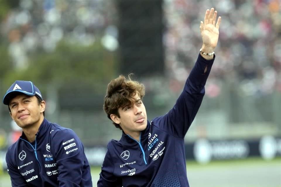 En su última entrevista en el GP de la Ciudad de México, Franco Colapinto sugirió a los periodistas de F1TV aprender español.