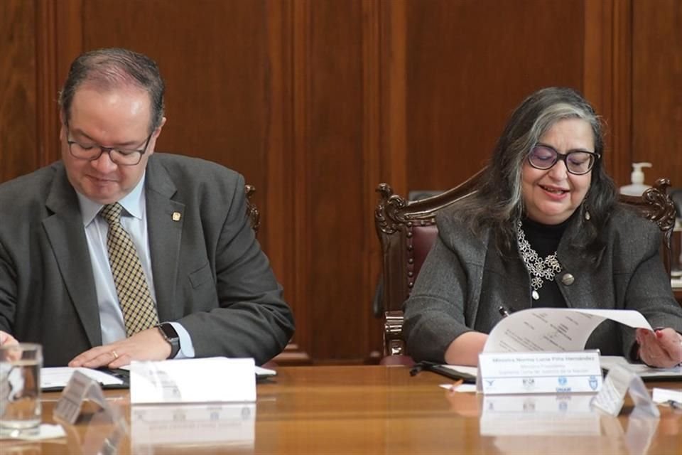 Las becas Generación Estado de Derecho 2024 financian a 100 estudiantes de Derecho de excelencia académica.