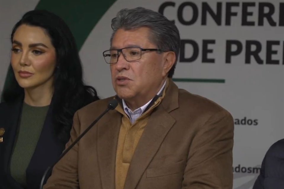 Ricardo Monreal, coordinador de Morena en San Lázaro, afirmó que la Cámara de Diputados no acataría sentencia de Corte sobre reforma al PJ.