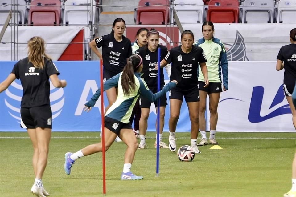 El conjunto mexicano recibirá este martes a Tailandia en la cancha del Nemesio Diez.