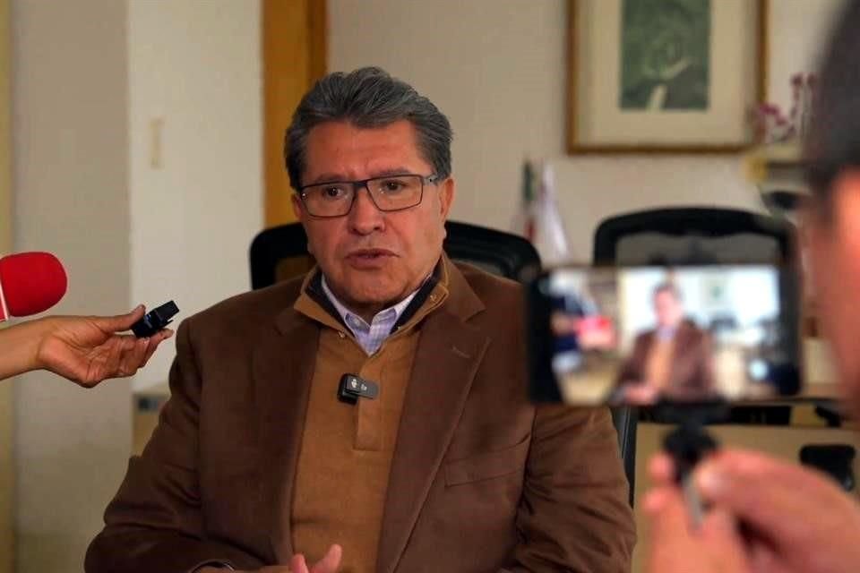 Ricardo Monreal, coordinador de Morena en San Lázaro, compartió la idea de que el Senado podría negar las renuncias.