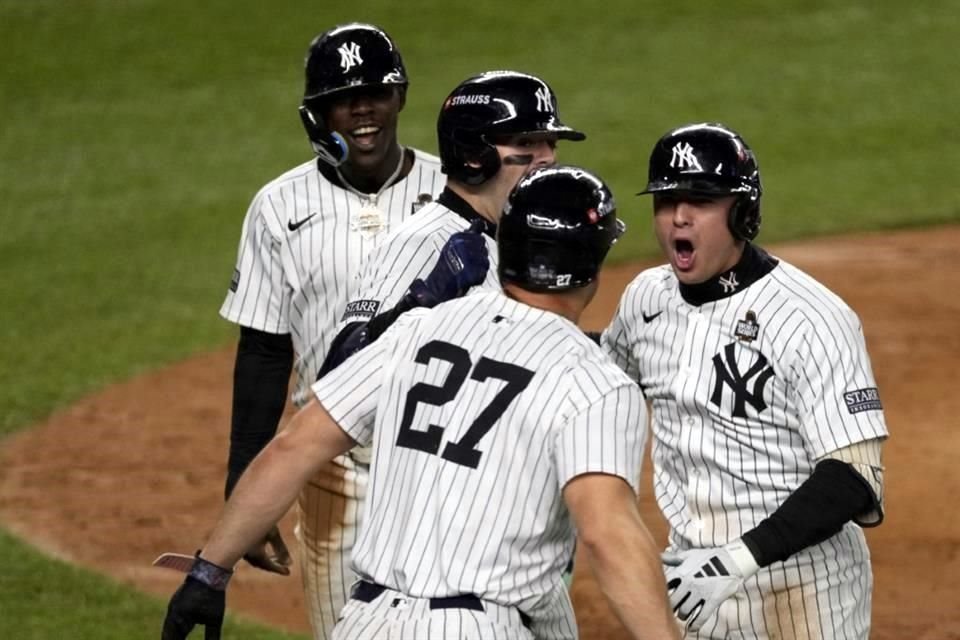 Los Yankees todavía tienen chance de acercarse este miércoles en el quinto juego, en su casa.