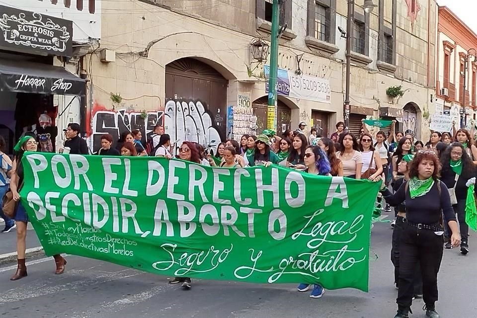 Marcha de mujeres en Cuernavaca, Morelos, por el Día de Acción Global por el Aborto Legal, el 28 de septiembre pasado.