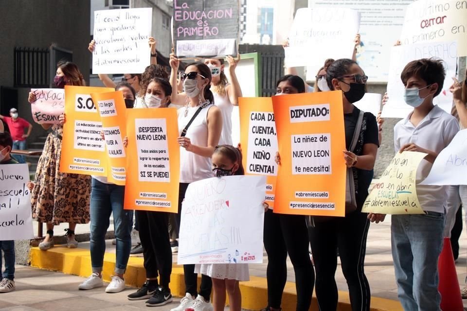 En Monterrey, la marcha por una escuela presencial y segura será el domingo a las 10:30 horas.