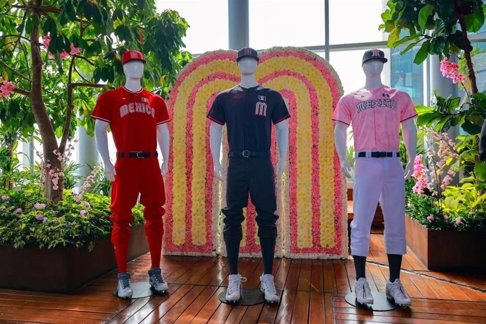 Los uniformes de la Selección Mexicana de Beisbol para el torneo.