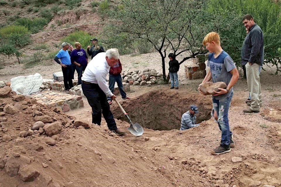 Seguiremos caminando y manifestándonos, continuaremos ayudando a otras víctimas, afirmó LeBarón.