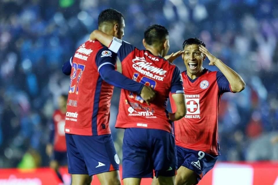 Cruz Azul es el líder del Apertura 2024.