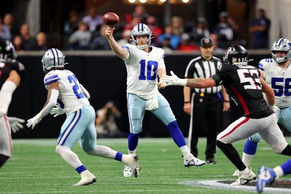 Cooper Rush entró pasa suplir a Prescott y respondió con un pase de anotación.