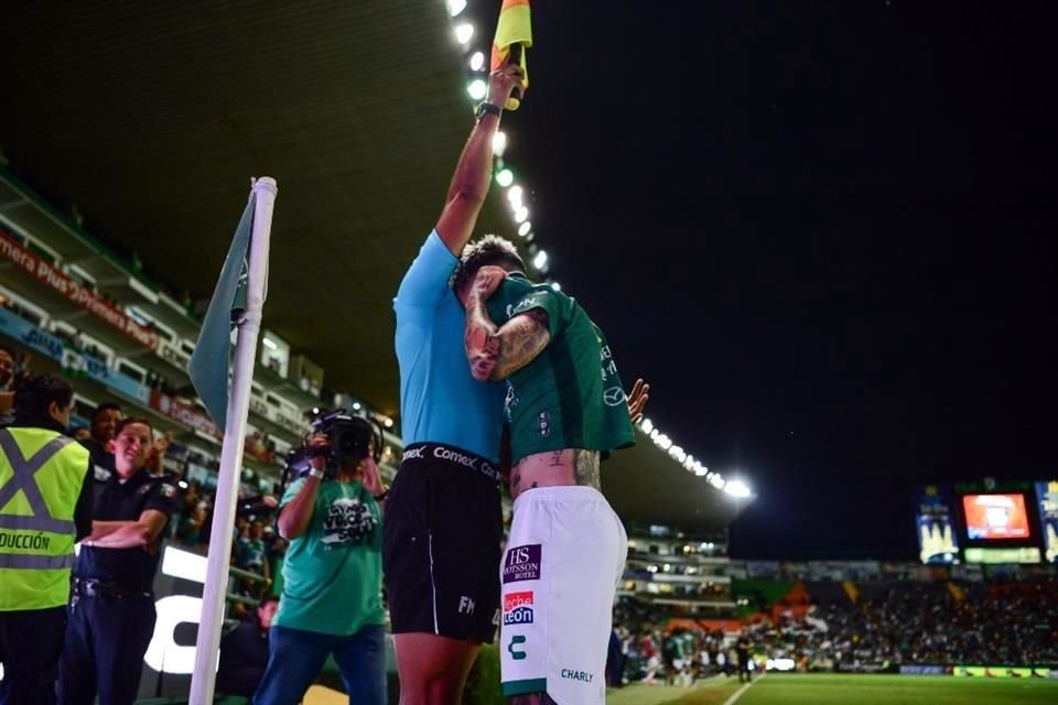 El León está al borde de la eliminación.