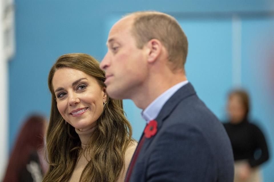 El Príncipe Guillermo afirmó que Kate Middleton se encontraba 'muy bien' tras haberse sometido a quimioterapia en su lucha contra el cáncer.