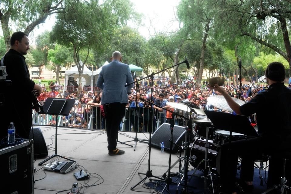 Además, en el Cenart, se activará el Pabellón Circense, para recibir a pequeñas agrupaciones musicales.