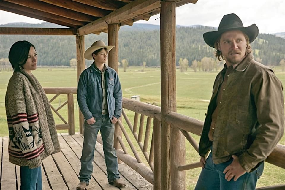 El final de John Dutton en la quinta temporada de 'Yellowstone' traerá consecuencias impactantes para su familia y comunidad, según elenco.