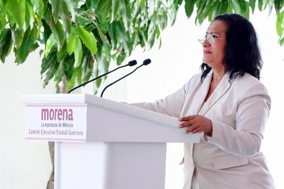 Abelina López, Edil de Acapulco, dijo que la Gobernadora Evelyn Salgado recibió la entidad en llamas y no es fácil resarcir la situación.