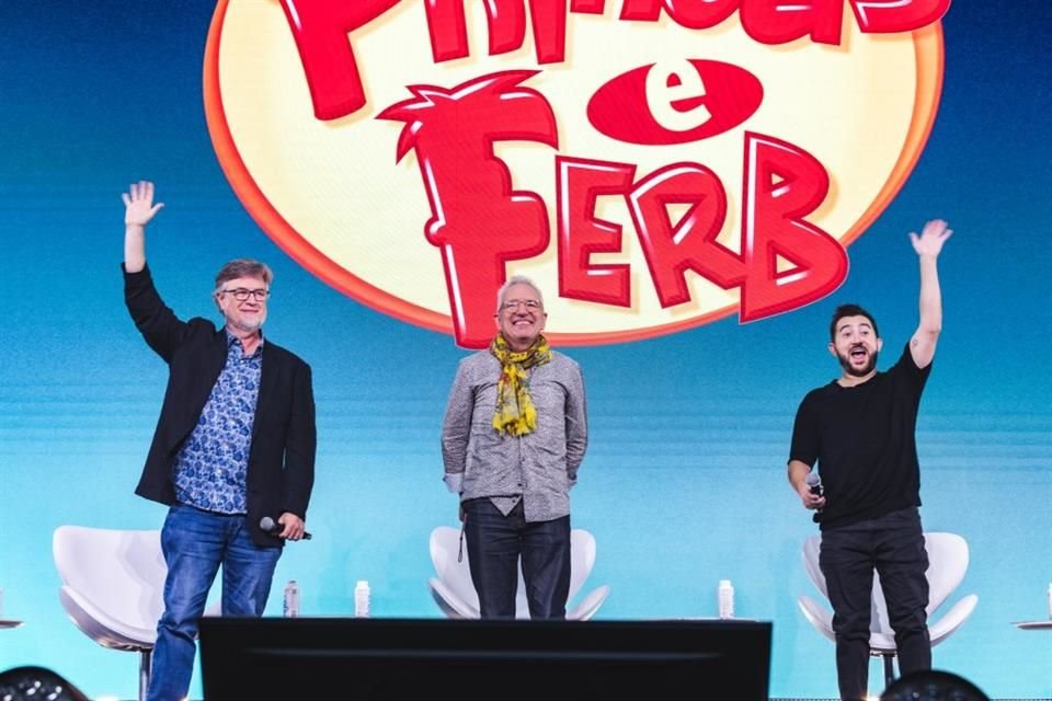 La canción de apertura de 'Phineas y Ferb' puso a cantar a toda la audiencia, aunque en su versión en portugués.