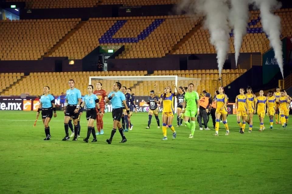 Con un contundente marcador de 7-1 ante Pumas, Tigres Femenil obtuvo su pase a Semifinales del Apertura 2024, instancia en la que enfrentará al América Femenil.