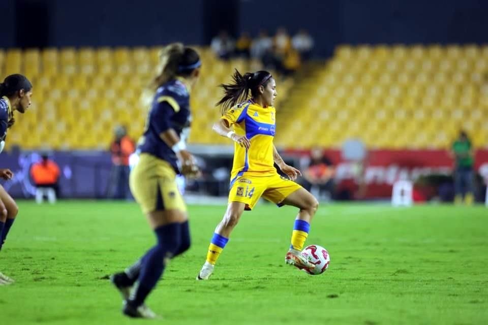 Con un contundente marcador de 7-1 ante Pumas, Tigres Femenil obtuvo su pase a Semifinales del Apertura 2024, instancia en la que enfrentará al América Femenil.