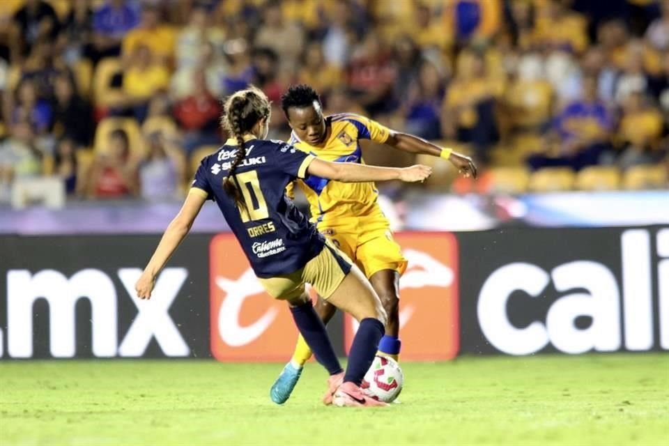 Con un contundente marcador de 7-1 ante Pumas, Tigres Femenil obtuvo su pase a Semifinales del Apertura 2024, instancia en la que enfrentará al América Femenil.