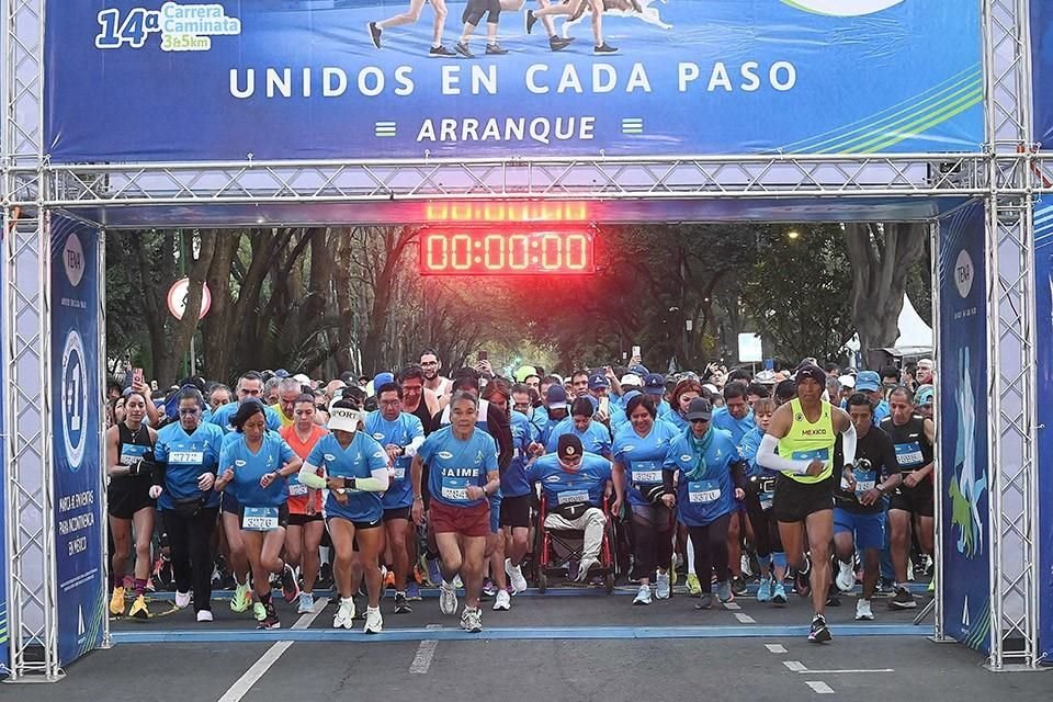 Corren con TENA® unidos en cada paso