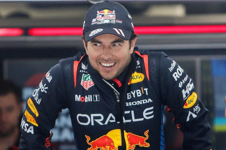 Sergio Pérez dice que se toma con un humor los rumores que hay sobre su salida de Red Bull y acusa falta de profesionalismo de algunos medios.