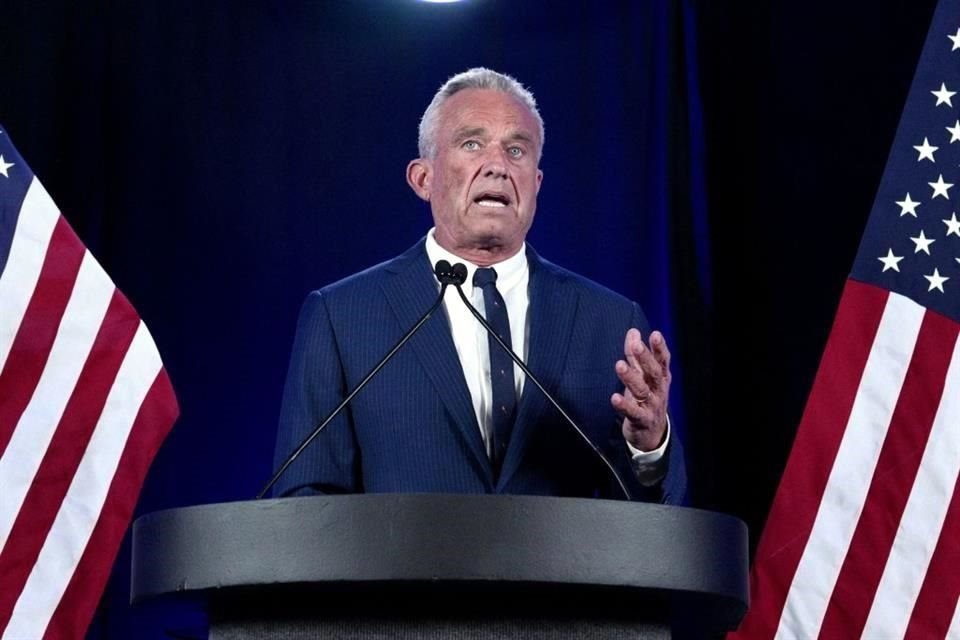 El Presidente electo Donald Trump podría nombrar al activista antivacunas Robert F. Kennedy Jr. Secretario de Salud y Servicios Humanos.