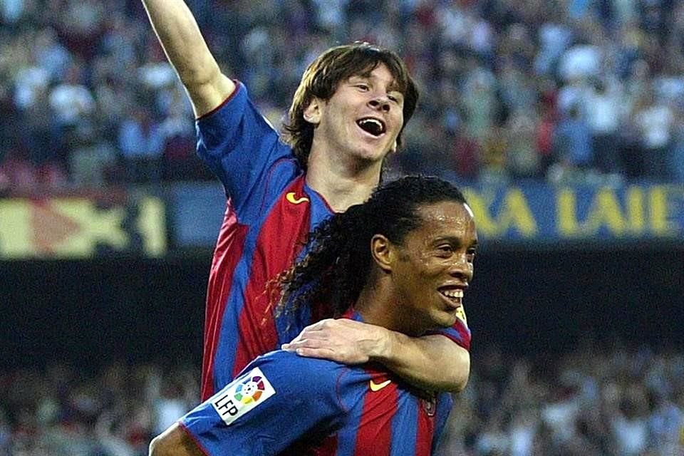 Leo Messi se estrenó como goleador del Barcelona el 1 de mayo del 2005 en el triunfo de 2-0 ante Albacete; anotó tras un servicio de Ronaldinho.