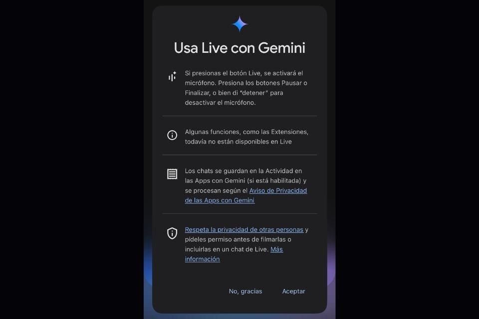 Con la función Live, las personas usuarias pueden sostener conversaciones complejas sobre diversos temas.