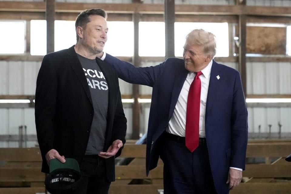 Musk cuestionó el primer gran anuncio de inversión en IA hecho por Trump, el cual es una empresa conjunta entre OpenAI, Softbank y Oracle.