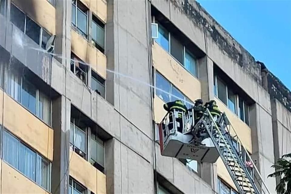 El intento de despojo se registró en el Edificio Ignacio Ramírez. 