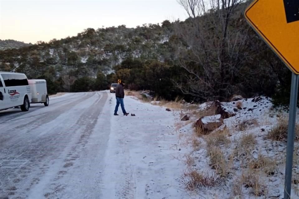 La primera tormental invernal causó caída de nieve y aguanieve y fuertes vientos.