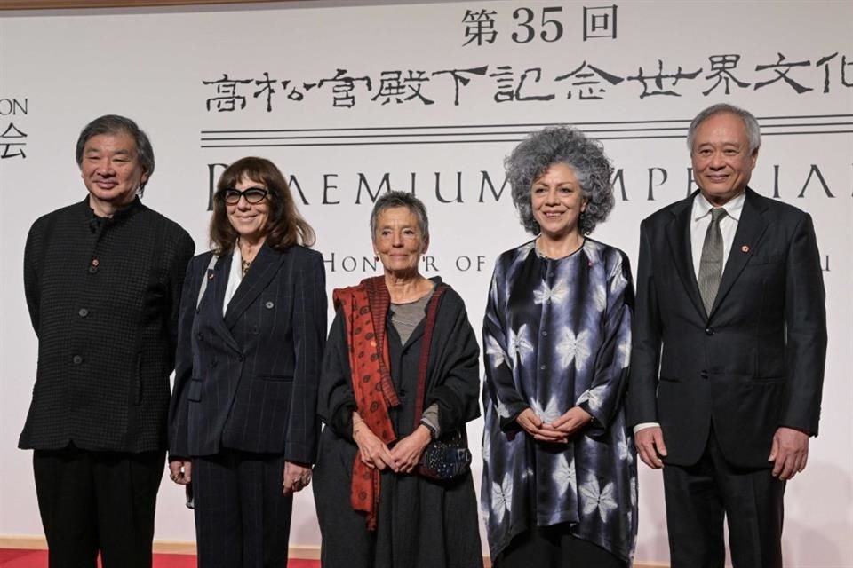 Otros ganadores del Praemium Imperiale 2024 incluyeron a la pintora francesa Sophie Calle, la escultora colombiana Doris Salcedo y la cantautora portuguesa Maria João Pires.