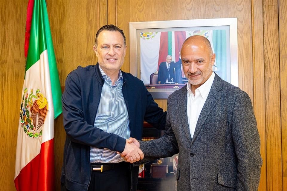 El Gobernador de Querétaro, Mauricio Kuri, y el Secretario Jesús Esteva.