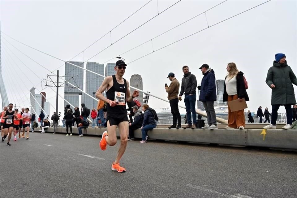 Una de las pasiones de Donis se basa en correr maratones alrededor del mundo.