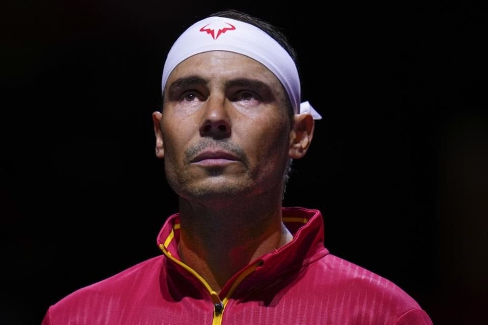 Nadal se emocionó hasta las lágrimas durante el Himno de España.