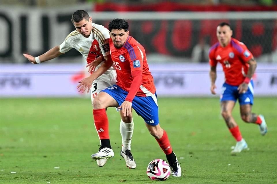 Diego Valdés fue descartado con Chile a dos días de jugar el pase a la Liguilla con el América.