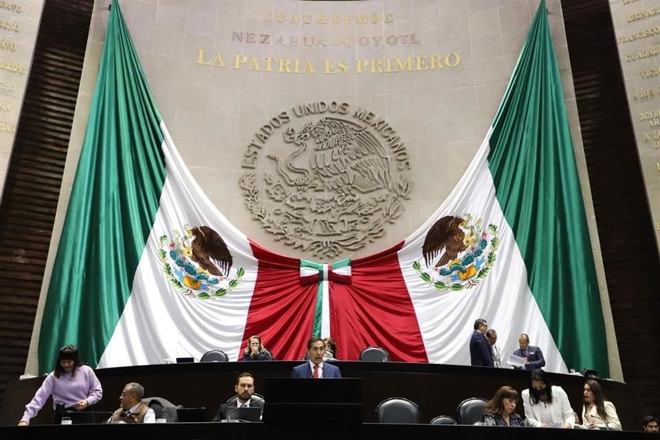 El titular de la SHCP, Rogelio Ramírez de la O, durante su comparecencia en la Cámara de Diputados.