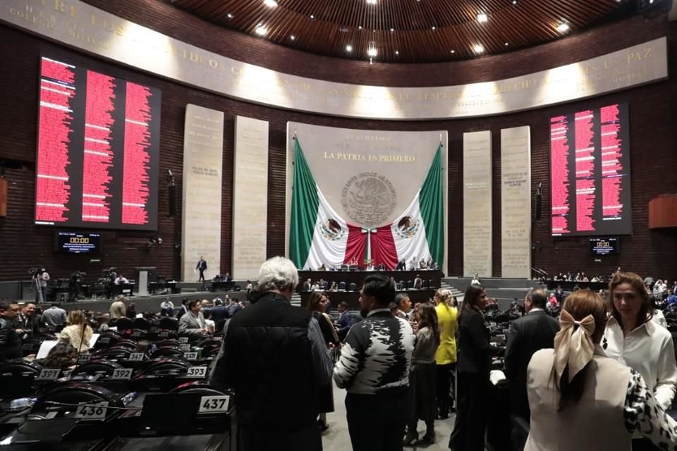 Comité de Evaluación del Congreso de candidatos a la elección judicial abrió opción para inscribirse por email debido a 'creciente interés'.