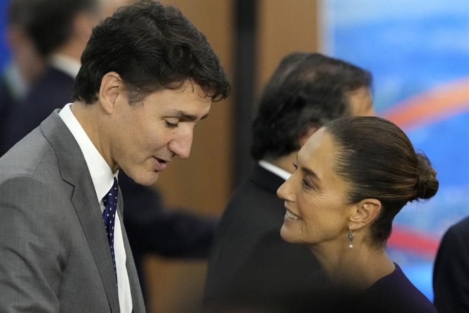 Aunque calificó T-MEC de excepcional, Justin Trudeau, Premier de Canadá, dijo que consideraría otras opciones si México no continúa en él.