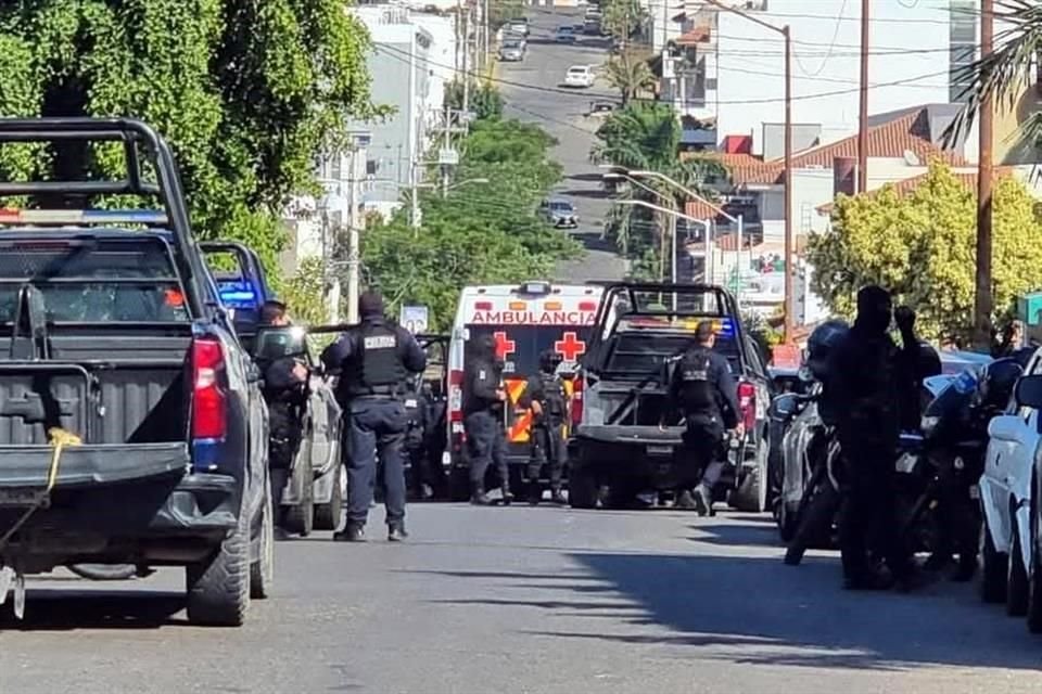 Los hechos ocurrieron al sur de Culiacán, Sinaloa, alrededor de las 12:45 horas en una cafetería ubicada sobre la calle Aguilar Barraza en el fraccionamiento Montebello.