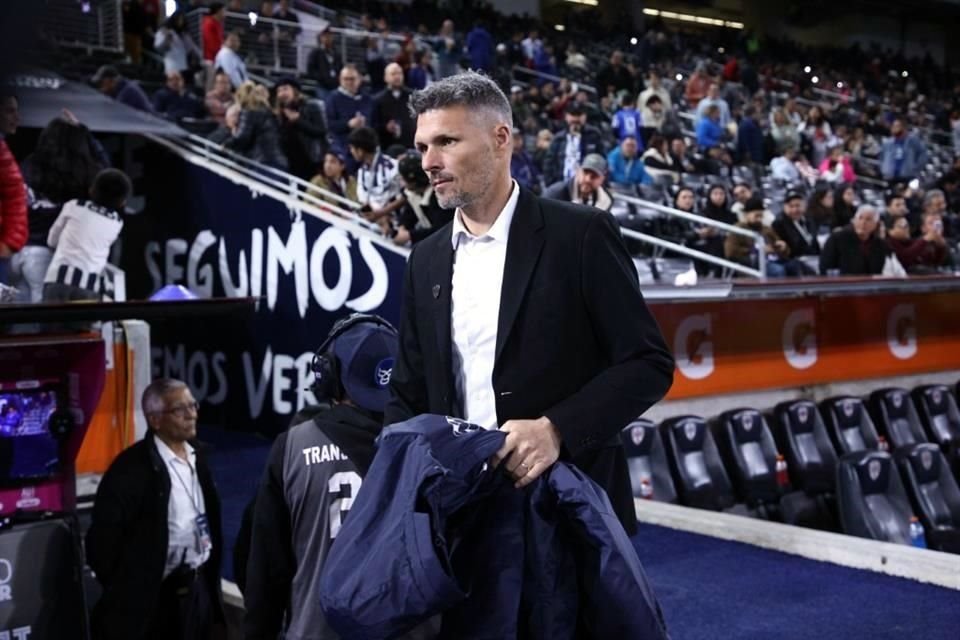 Fernando Ortiz volverá al Santos Laguna ahora como director técnico.