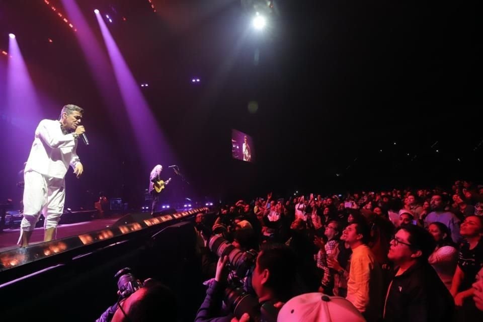 El grupo puso a bailar y cantar a todos en el Auditorio Citibanamex.