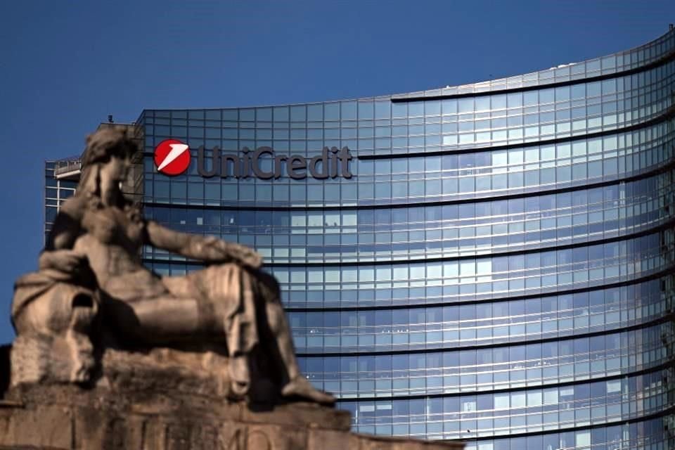 La propuesta de adquisición de todas las acciones del Banco BPM sigue a anteriores intentos abortados de UniCredit por hacerse con su rival nacional.