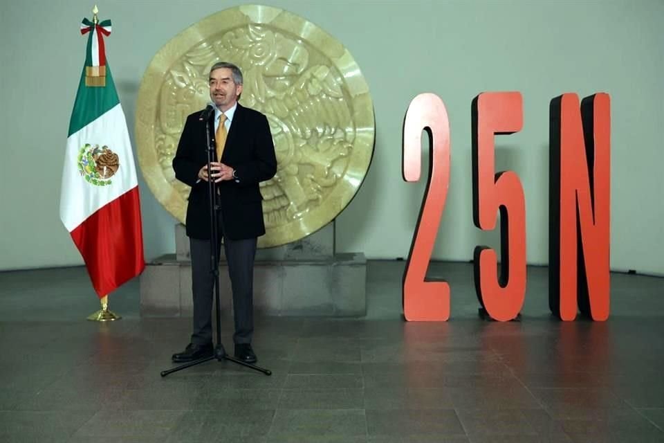 En el marco del 25N, el Canciller De la Fuente dijo que la violencia contra las mujeres es inadmisible y llamó a actuar en consecuencia.