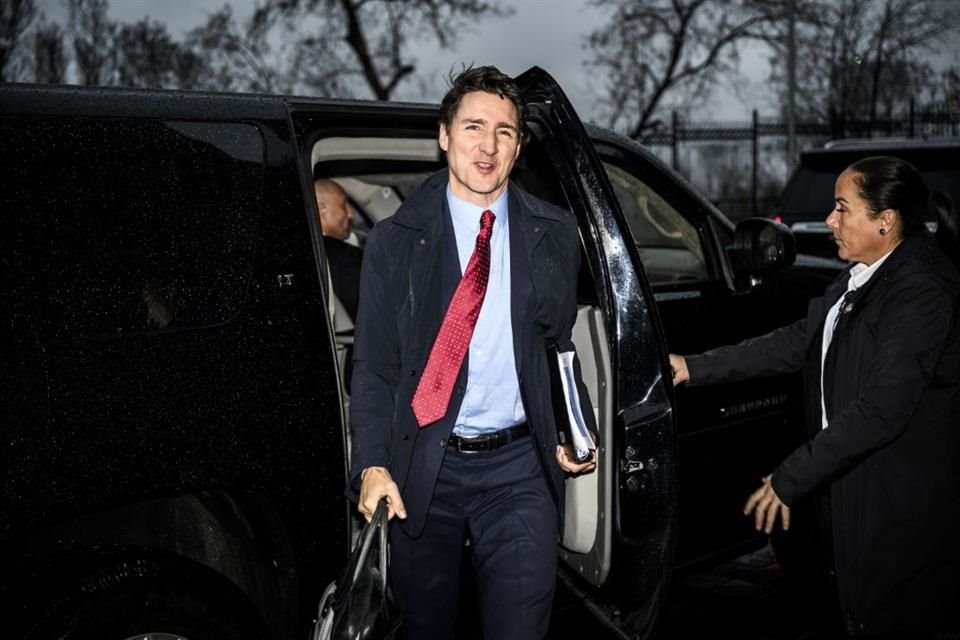 El Primer Ministro Justin Trudeau a su llegada a Parlament Hill en Ottawa, el 26 de noviembre del 2024.