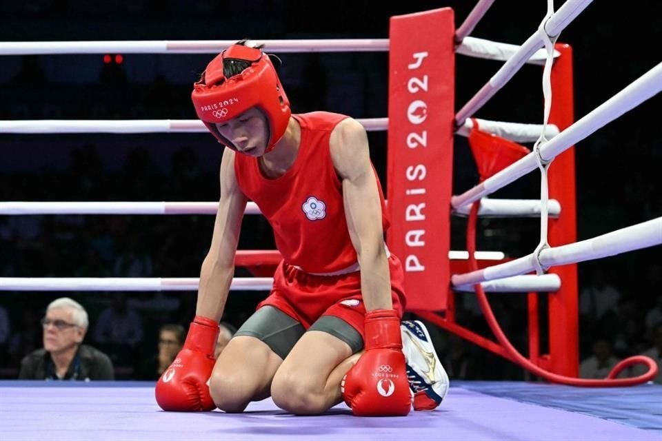 La boxeadora provocó polémica en París 2024.