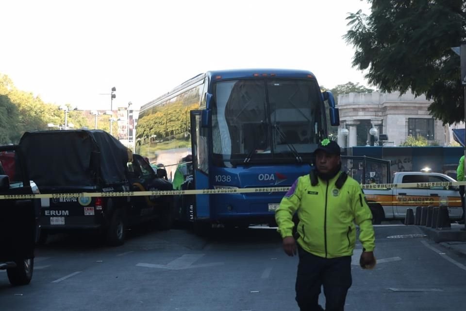 El accidente ocurrió en el cruce de Avenida Juárez y Calle López.